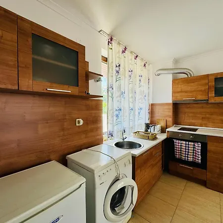 Arena 28 Apartment Sweti Wlas